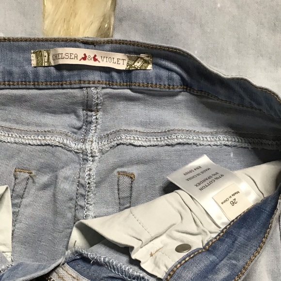 Chelsea‎ & Violet distressed zipper back skinny - Picture 8 of 10